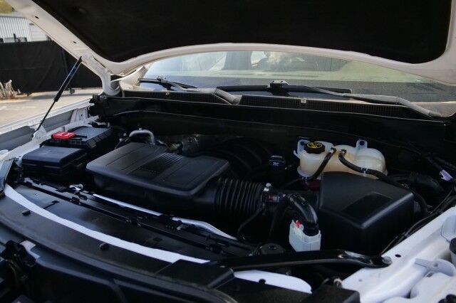 2022 GMC Yukon XL SLT / 4WD / Third Row / Pano Sunroof / Cooled Seats! High Point NC