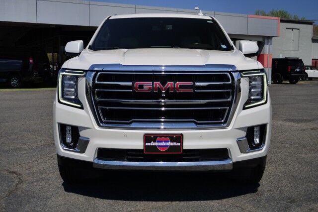 2022 GMC Yukon XL SLT / 4WD / Third Row / Pano Sunroof / Cooled Seats! High Point NC