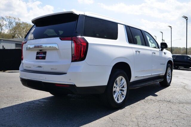 2022 GMC Yukon XL SLT / 4WD / Third Row / Pano Sunroof / Cooled Seats! High Point NC