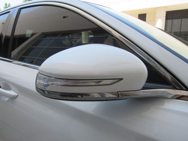 2022 Genesis G70 2.0T RWD Plano TX