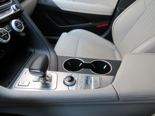 2022 Genesis G70 2.0T RWD Plano TX