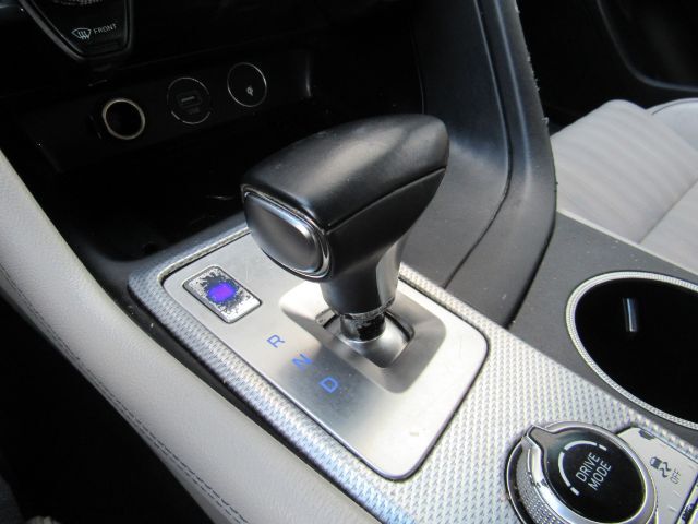 2022 Genesis G70 2.0T RWD Plano TX