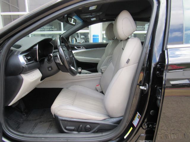 2022 Genesis G70 2.0T RWD Plano TX