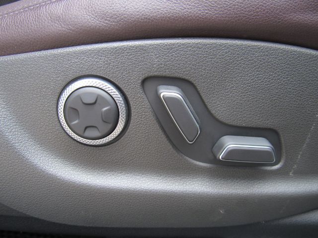2022 Genesis GV70 2.5T AWD Plano TX