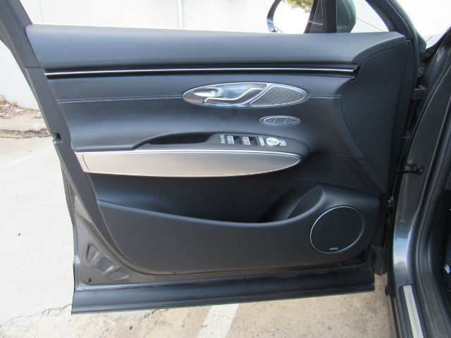 2022 Genesis GV70 2.5T AWD Plano TX