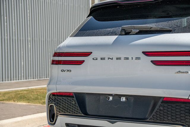2022 Genesis GV70 2.5T Advanced & Select Pkg  Selma TX