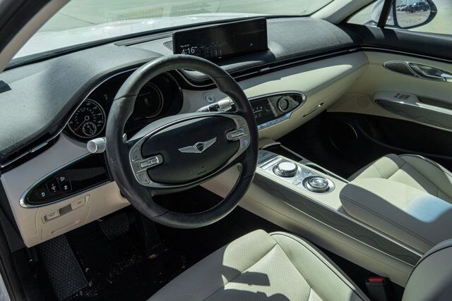 2022 Genesis GV70 2.5T Advanced & Select Pkg  Selma TX