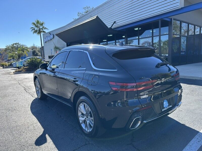2022 Genesis GV70 2.5T