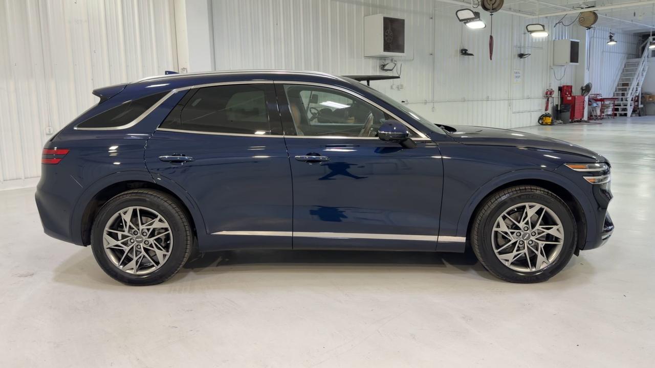 2022 Genesis GV70 2.5T