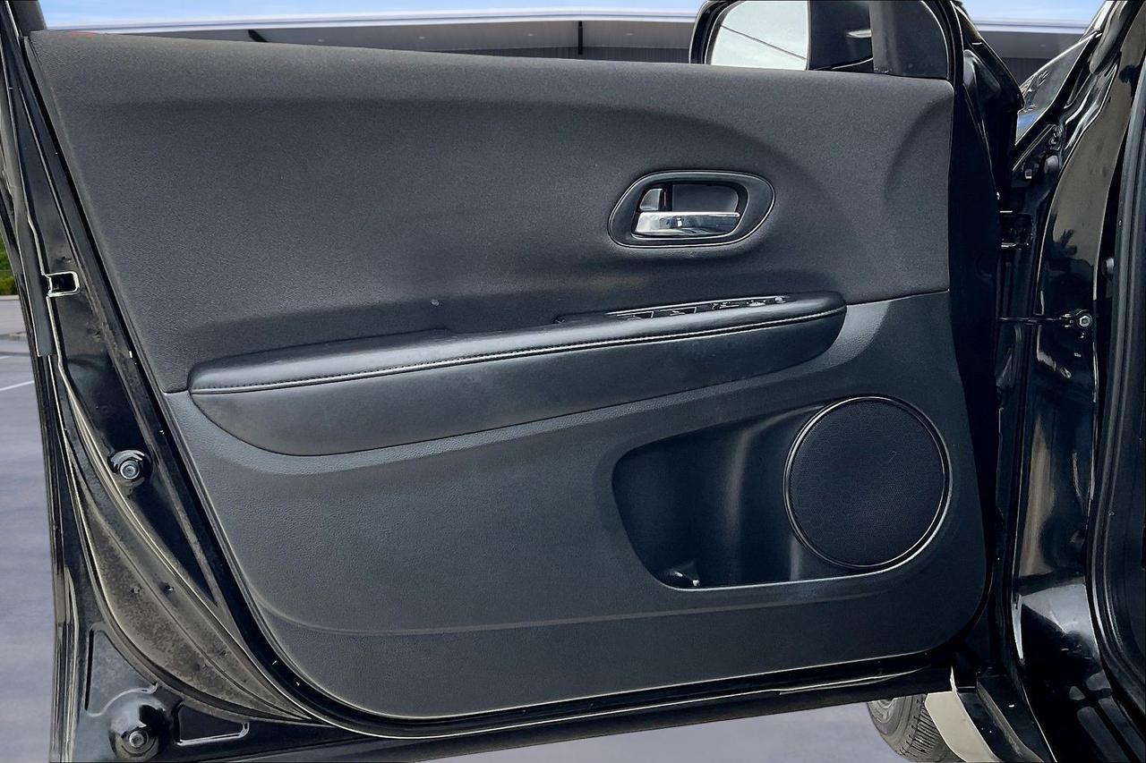 2022 HONDA HR-V LX Houston TX