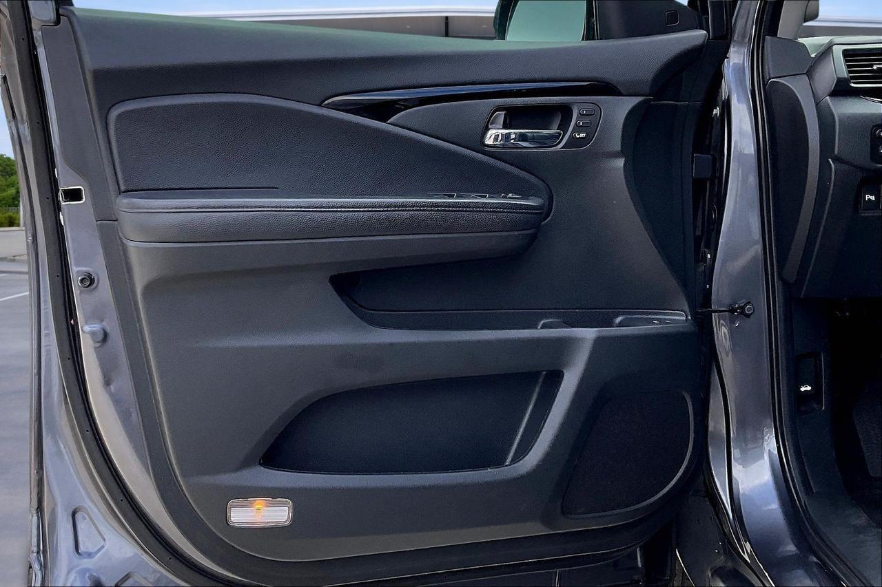 2022 HONDA PILOT TOURING Houston TX