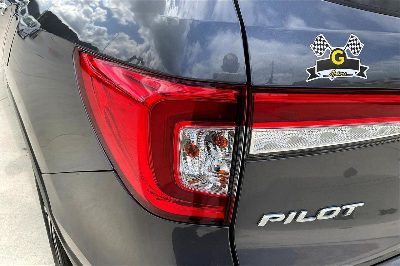 2022 HONDA PILOT TOURING Houston TX