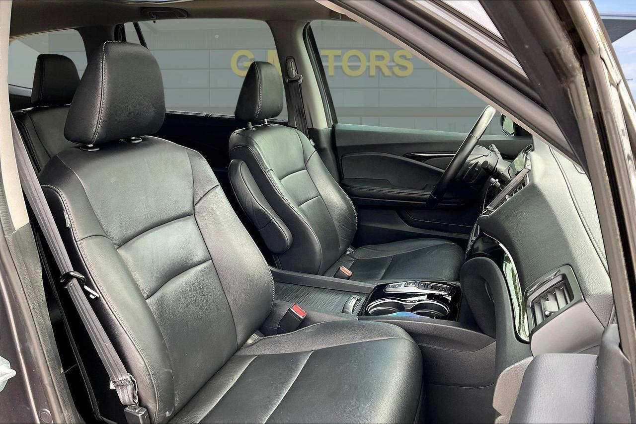 2022 HONDA PILOT TOURING Houston TX