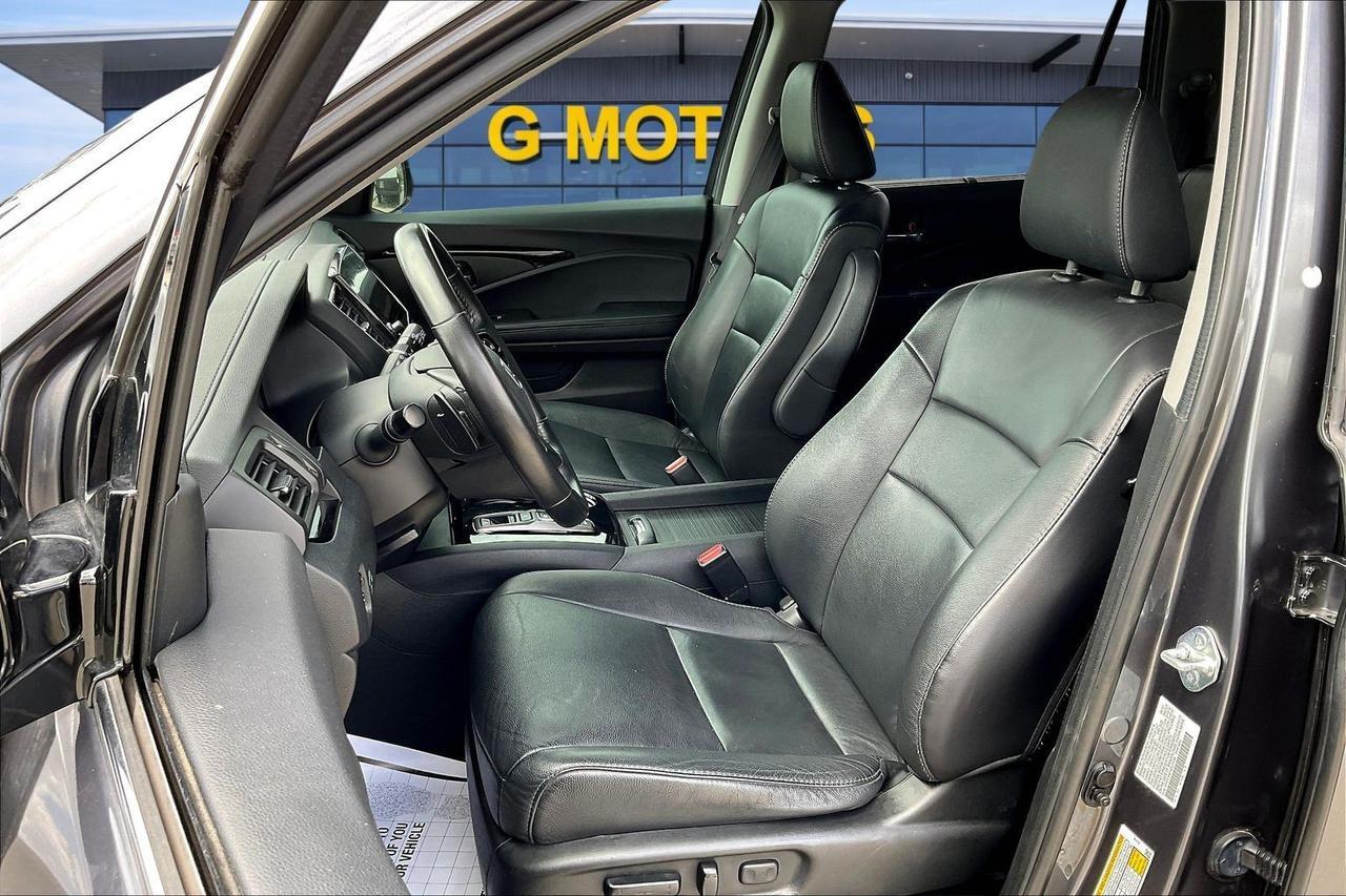 2022 HONDA PILOT TOURING Houston TX