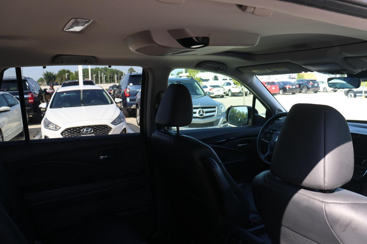 2022 HONDA PILOT TOURING Houston TX