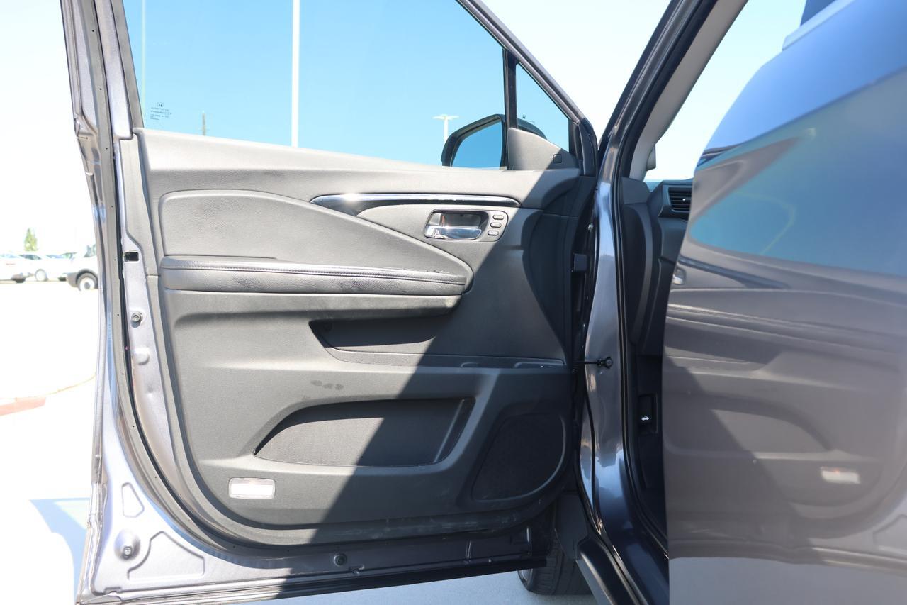 2022 HONDA PILOT TOURING Houston TX