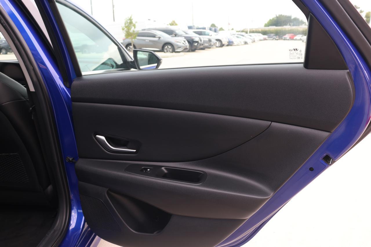 2022 HYUNDAI ELANTRA LIMITED Houston TX