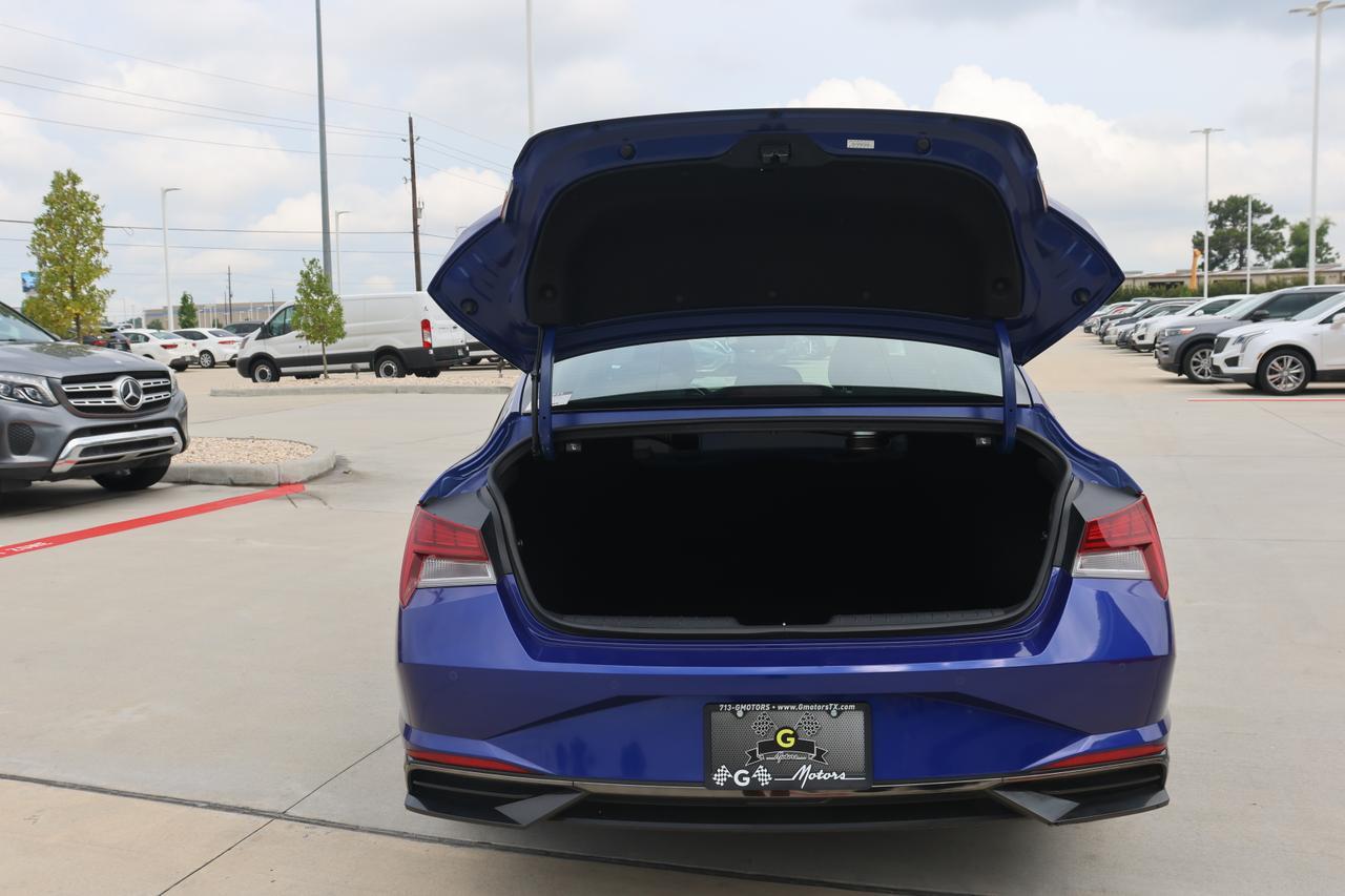 2022 HYUNDAI ELANTRA LIMITED Houston TX