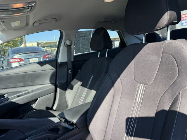 2022 HYUNDAI ELANTRA SEL Grand Prairie TX