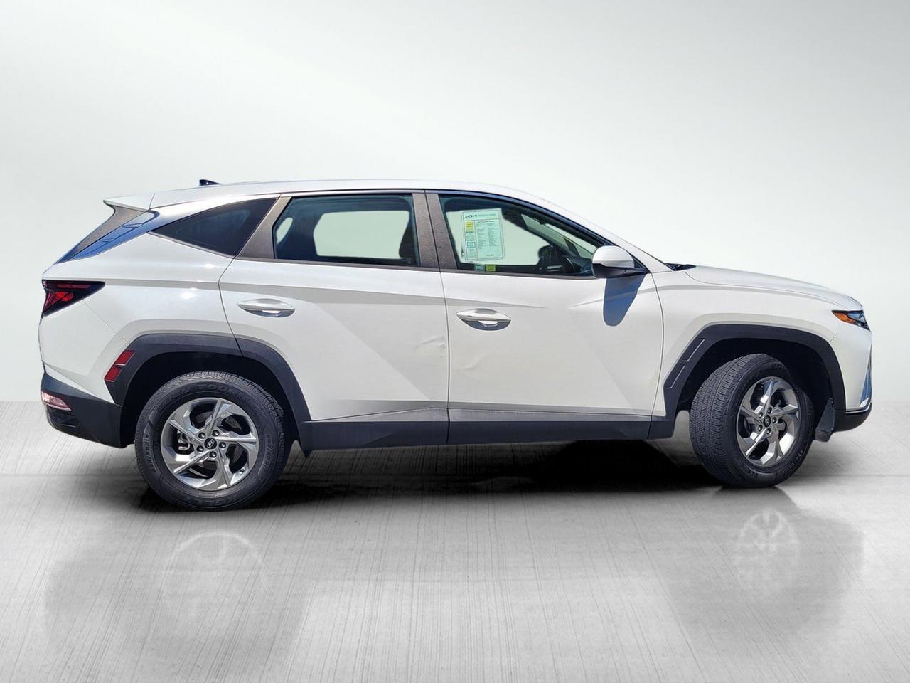 2022 HYUNDAI TUCSON SE