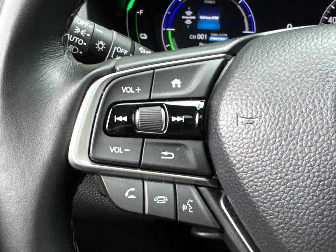 2022 Honda Accord Hybrid Touring Dartmouth MA