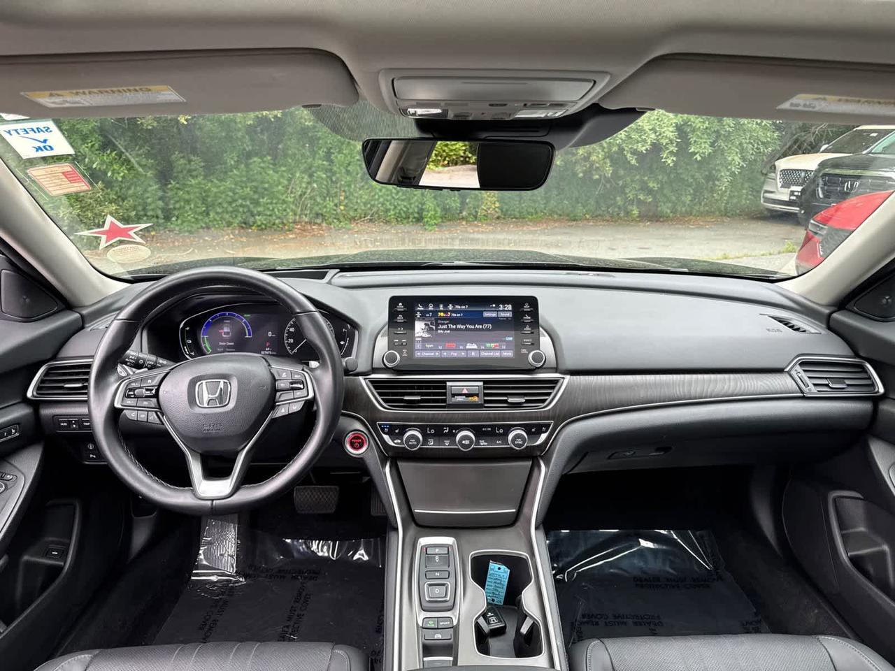 2022 Honda Accord Hybrid Touring Dartmouth MA