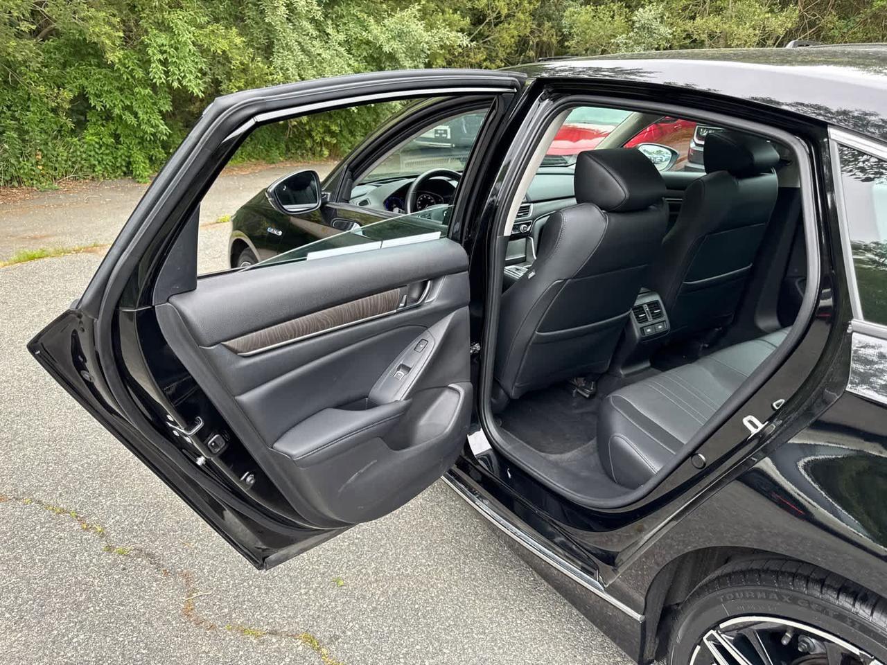 2022 Honda Accord Hybrid Touring Dartmouth MA