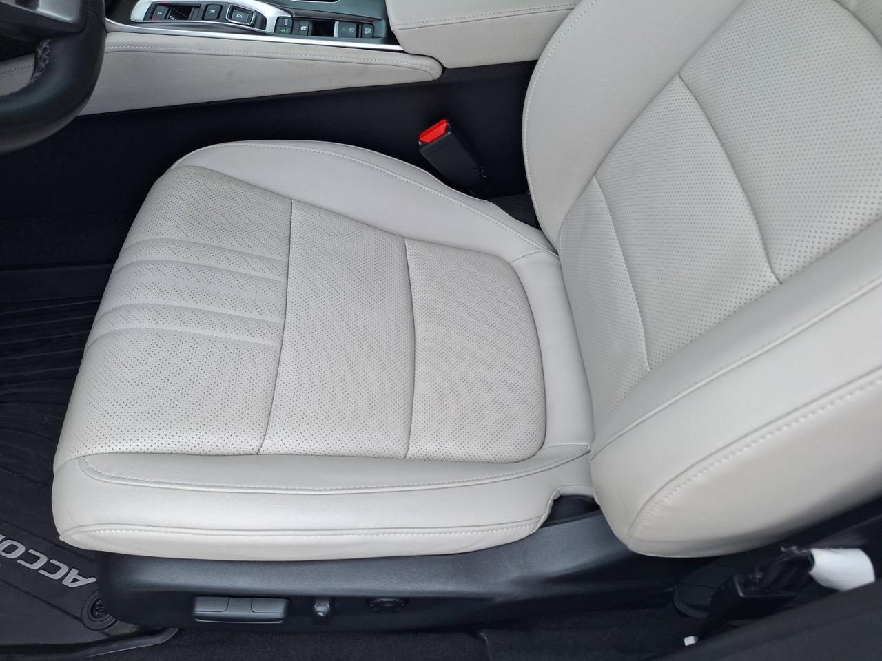 2022 Honda Accord Hybrid Touring Hurst TX
