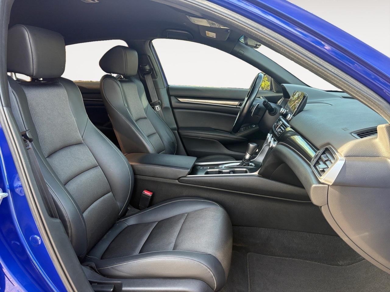 2022 Honda Accord Sedan Sport, PADDLE SHIFTERS, FOWARD COLLISION ALERT, ECON/SPORT MODE, LANE KEEP ASSIST, APPLE CARPLAY/ANDROID AUTO, 3 VIEW BACKUP CAMERA, AUTO START/STOP, RIDE IN STYLE IN THIS ACCORD! Virginia Beach VA