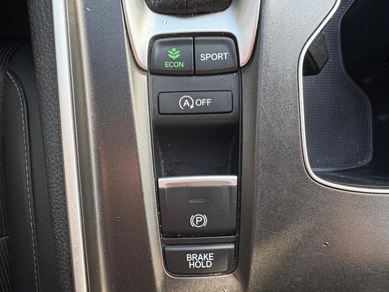 2022 Honda Accord Sedan Sport, PADDLE SHIFTERS, FOWARD COLLISION ALERT, ECON/SPORT MODE, LANE KEEP ASSIST, APPLE CARPLAY/ANDROID AUTO, 3 VIEW BACKUP CAMERA, AUTO START/STOP, RIDE IN STYLE IN THIS ACCORD! Virginia Beach VA