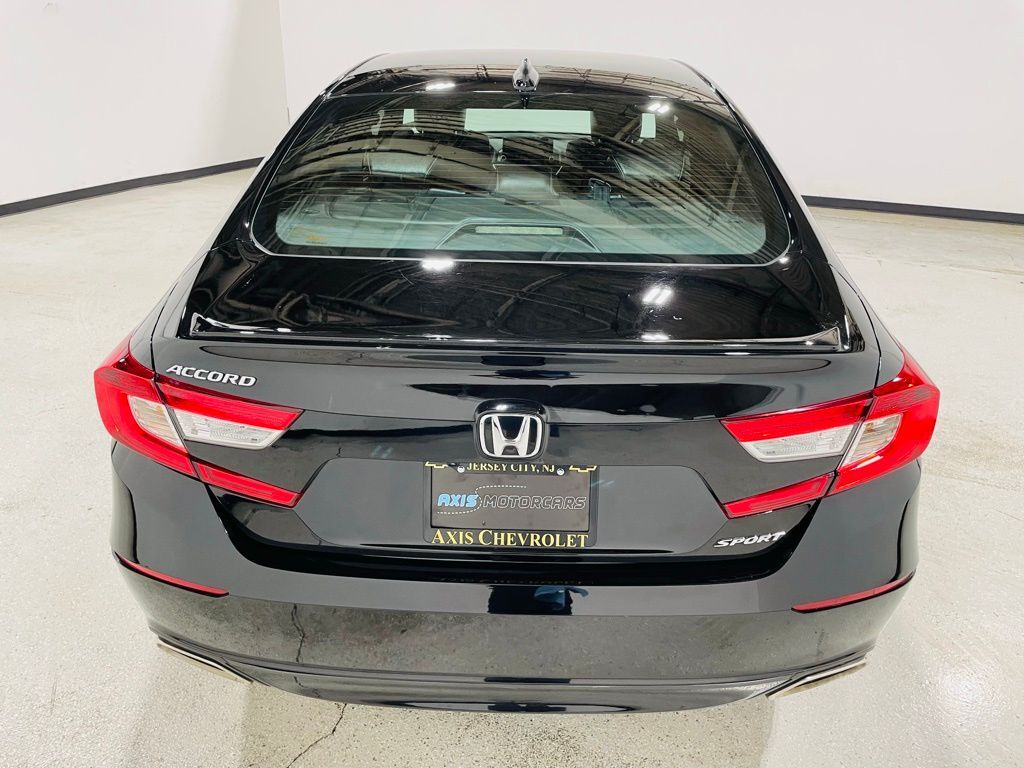 2022 Honda Accord Sport photo 13