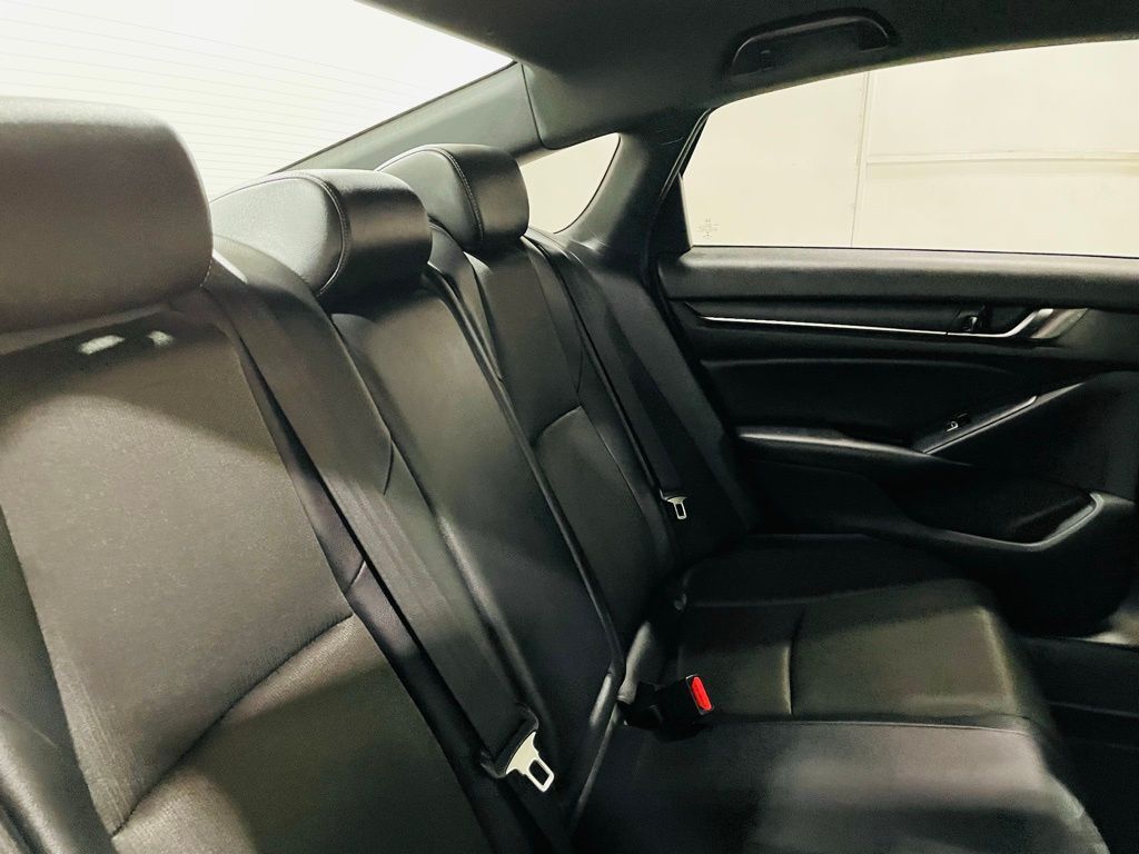 2022 Honda Accord Sport photo 26