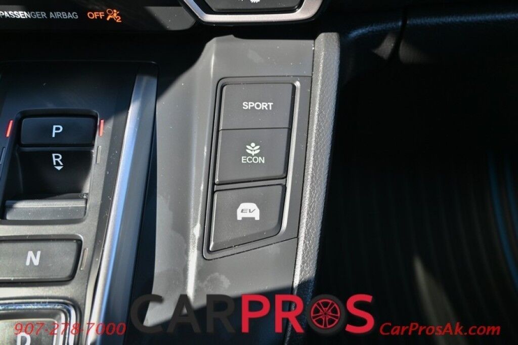 2022 Honda CR-V Hybrid EX-L - AWD - AutoStart - Power & Heated Leather Seats - Sunroof - Bluetooth - Apple CarPlay & Android Auto - Keyless Entry & Push to Start - Lane Departure & Blind Spot Alert - Back Up Camera - Power Liftgate - 40 MPG - 1-Owner Anchorage AK