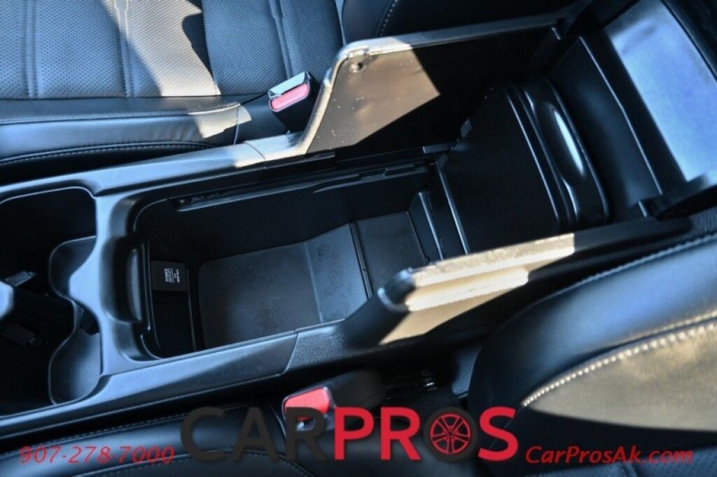 2022 Honda CR-V Hybrid EX-L - AWD - AutoStart - Power & Heated Leather Seats - Sunroof - Bluetooth - Apple CarPlay & Android Auto - Keyless Entry & Push to Start - Lane Departure & Blind Spot Alert - Back Up Camera - Power Liftgate - 40 MPG - 1-Owner Anchorage AK