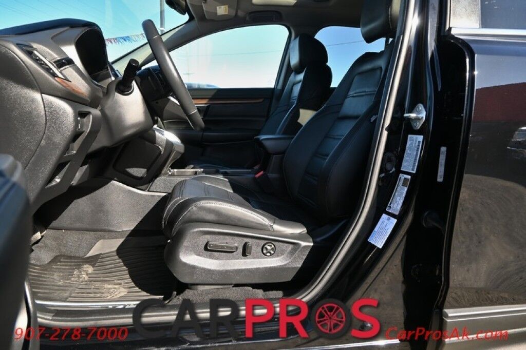 2022 Honda CR-V Hybrid EX-L - AWD - AutoStart - Power & Heated Leather Seats - Sunroof - Bluetooth - Apple CarPlay & Android Auto - Keyless Entry & Push to Start - Lane Departure & Blind Spot Alert - Back Up Camera - Power Liftgate - 40 MPG - 1-Owner Anchorage AK
