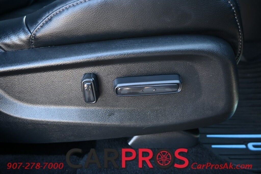 2022 Honda CR-V Hybrid EX-L - AWD - AutoStart - Power & Heated Leather Seats - Sunroof - Bluetooth - Apple CarPlay & Android Auto - Keyless Entry & Push to Start - Lane Departure & Blind Spot Alert - Back Up Camera - Power Liftgate - 40 MPG - 1-Owner Anchorage AK