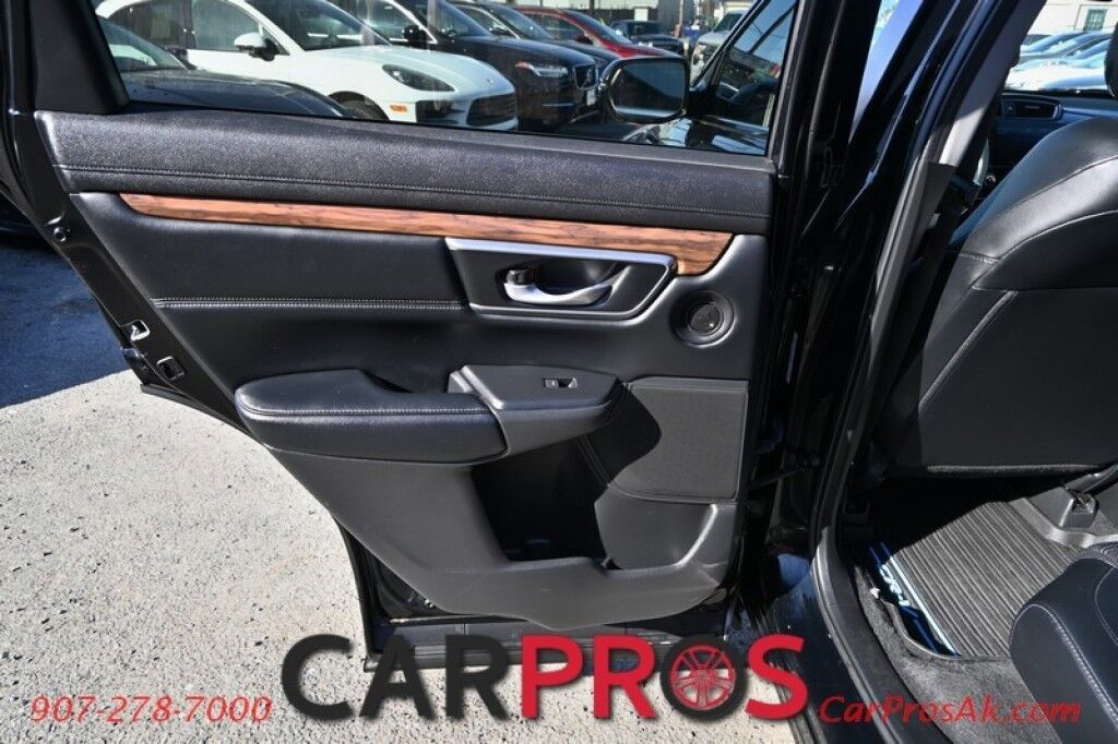 2022 Honda CR-V Hybrid EX-L - AWD - AutoStart - Power & Heated Leather Seats - Sunroof - Bluetooth - Apple CarPlay & Android Auto - Keyless Entry & Push to Start - Lane Departure & Blind Spot Alert - Back Up Camera - Power Liftgate - 40 MPG - 1-Owner Anchorage AK