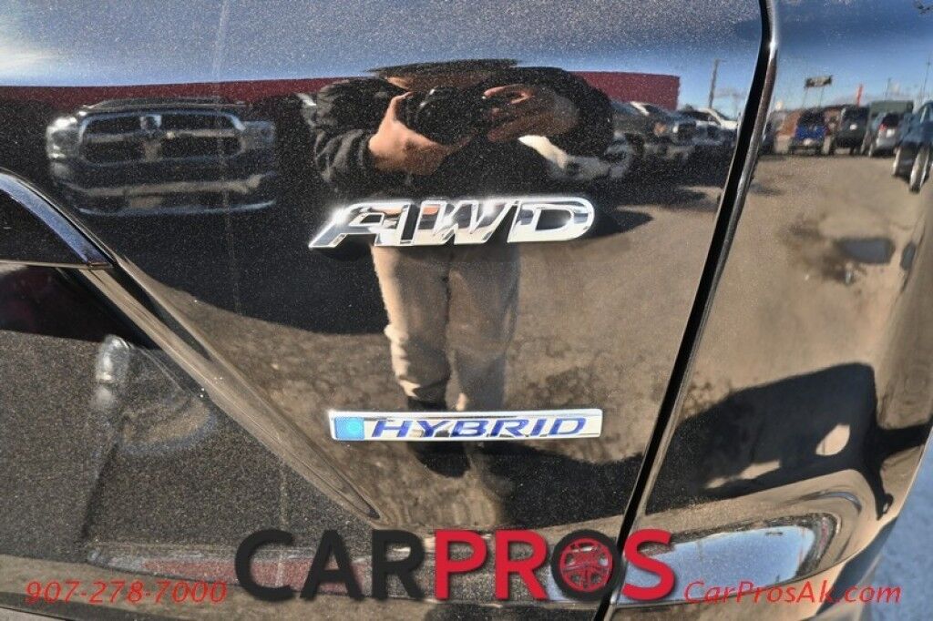 2022 Honda CR-V Hybrid EX-L - AWD - AutoStart - Power & Heated Leather Seats - Sunroof - Bluetooth - Apple CarPlay & Android Auto - Keyless Entry & Push to Start - Lane Departure & Blind Spot Alert - Back Up Camera - Power Liftgate - 40 MPG - 1-Owner Anchorage AK