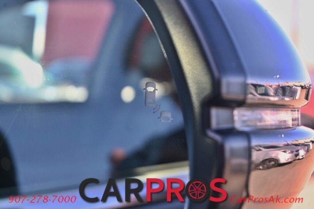 2022 Honda CR-V Hybrid EX-L - AWD - AutoStart - Power & Heated Leather Seats - Sunroof - Bluetooth - Apple CarPlay & Android Auto - Keyless Entry & Push to Start - Lane Departure & Blind Spot Alert - Back Up Camera - Power Liftgate - 40 MPG - 1-Owner Anchorage AK