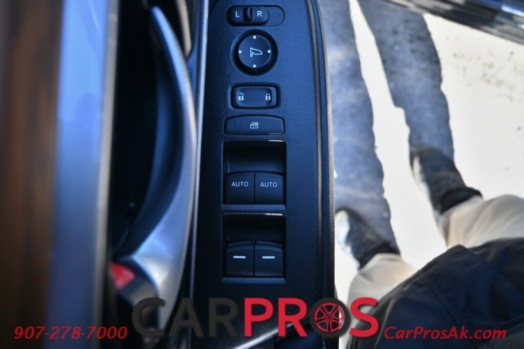 2022 Honda CR-V Hybrid EX-L - AWD - Power and Heated Leather Seats - Keyless Entry w/ Push to Start - Auto Start - Bluetooth - Apple CarPlay/Android Auto - Navigation - BSI System w/ Collision Mitigation - Navigation - Power Sunroof Anchorage AK