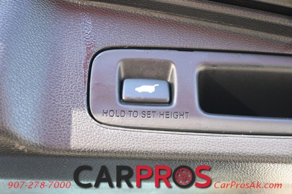 2022 Honda CR-V Hybrid EX-L - AWD - Power and Heated Leather Seats - Keyless Entry w/ Push to Start - Auto Start - Bluetooth - Apple CarPlay/Android Auto - Navigation - BSI System w/ Collision Mitigation - Navigation - Power Sunroof Anchorage AK