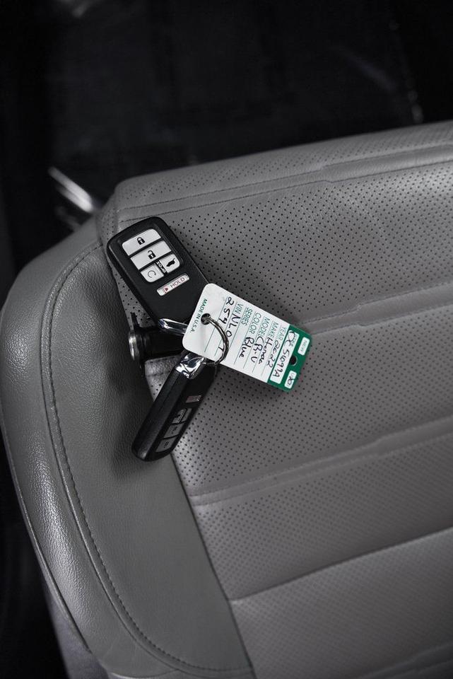 2022 Honda CR-V Hybrid Touring Akron OH