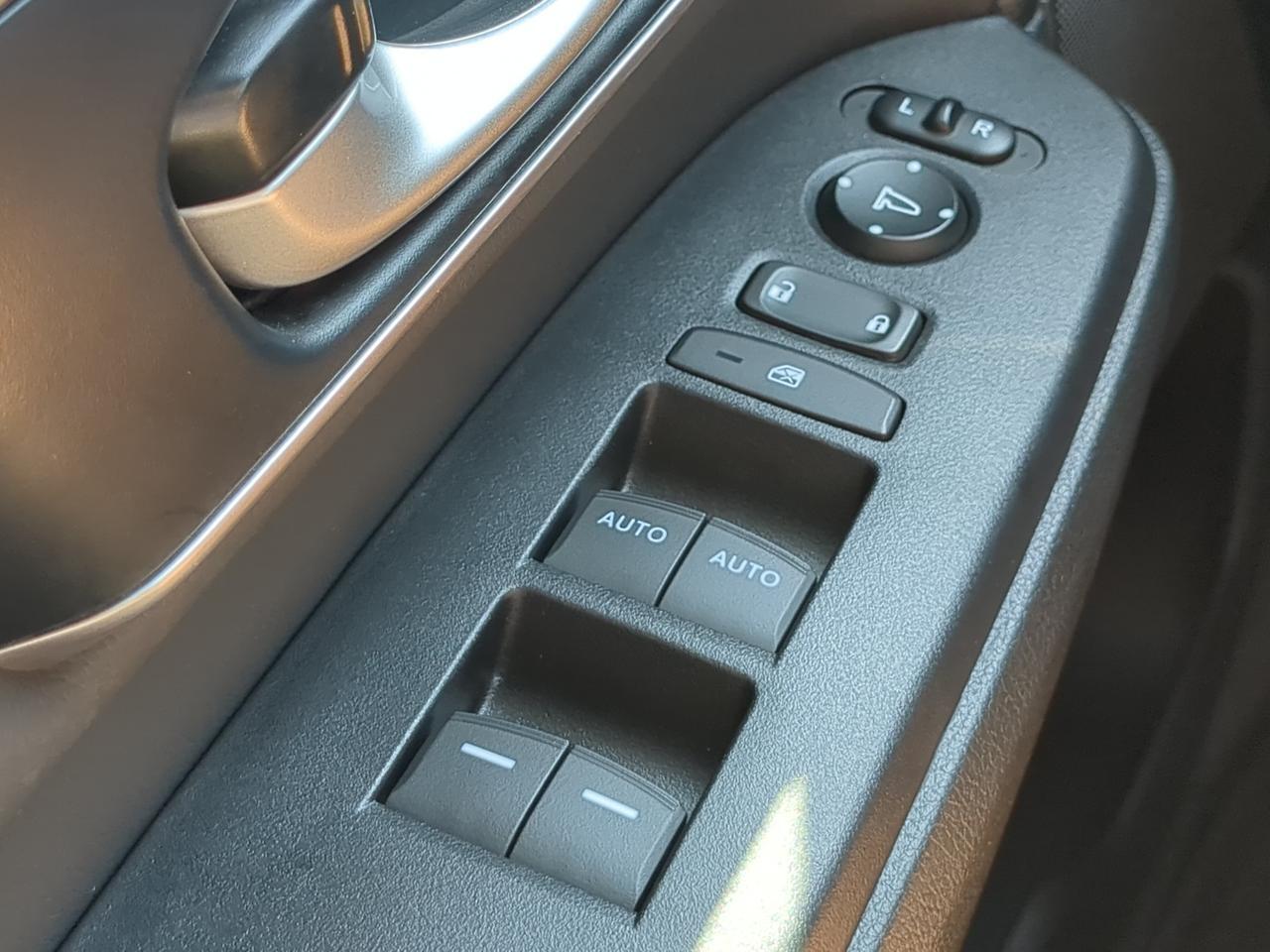 2022 Honda CR-V Hybrid Touring Appleton WI