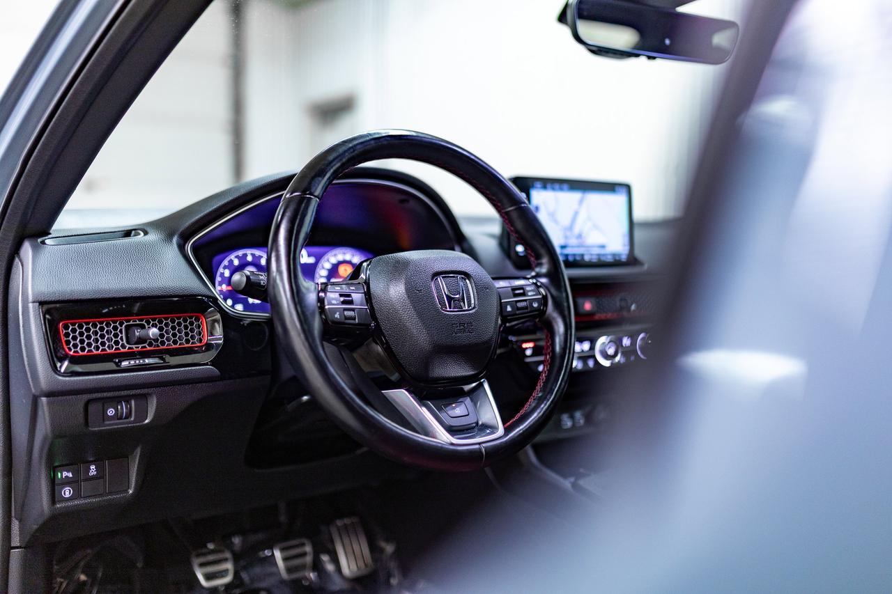 2022 Honda Civic Si Sedan Manual Nav Roof BCam Red Deer AB