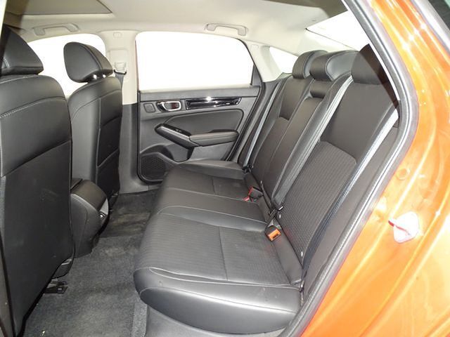 2022 Honda Civic Touring - Photo 12