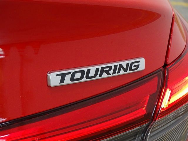 2022 Honda Civic Touring - Photo 43