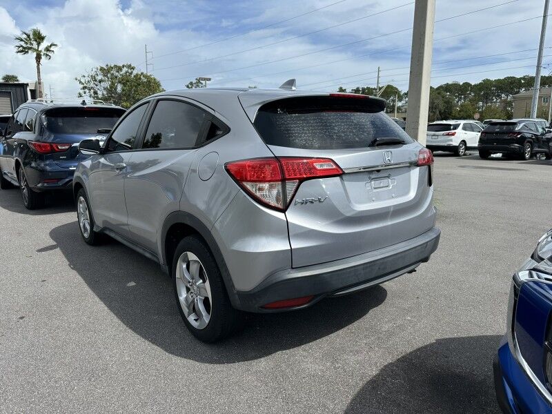 2022 Honda HR-V LX photo 4