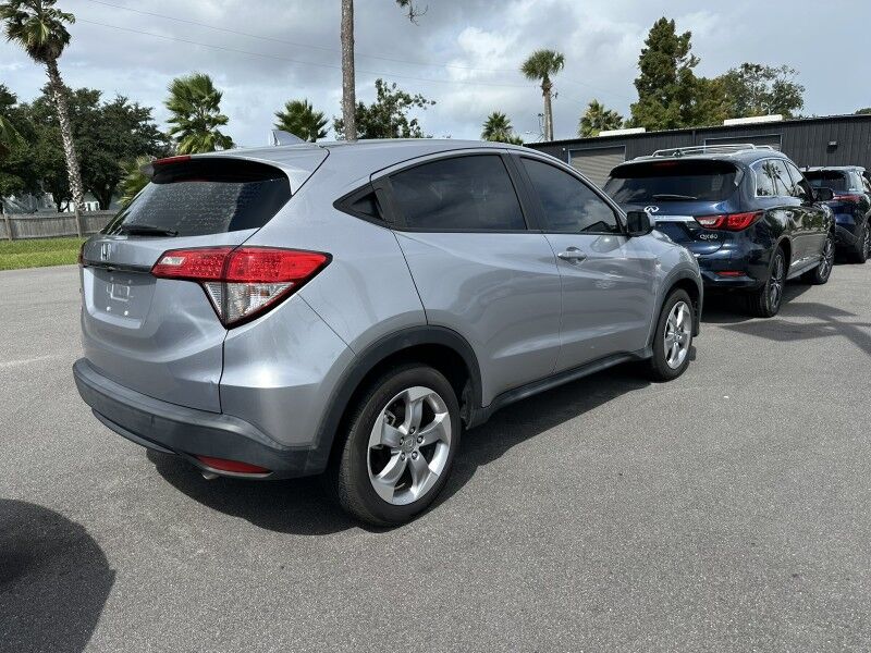 2022 Honda HR-V LX photo 3