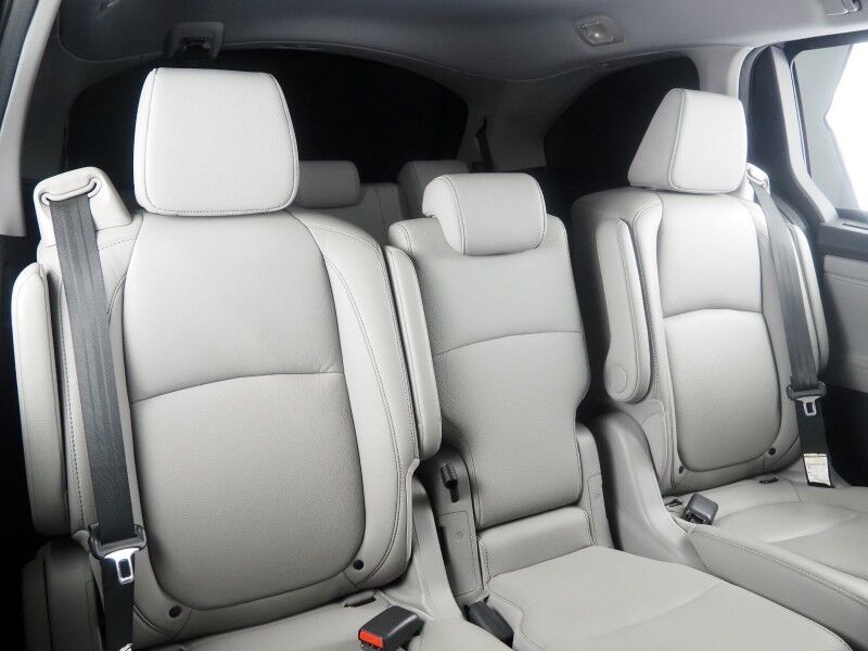 2022 Honda Odyssey EX-L *ADAPTIVE CRUISE, SAFETY ALERTS, BACKUP-CAMERA, COLOR TOUCHSCREEN, MOONROOF, LEATHER, HEATED SEATS, REMOTE START, KEYLESS ENTRY, POWER LIFTGATE, BLUETOOTH, ANDROID & APPLE Round Rock TX
