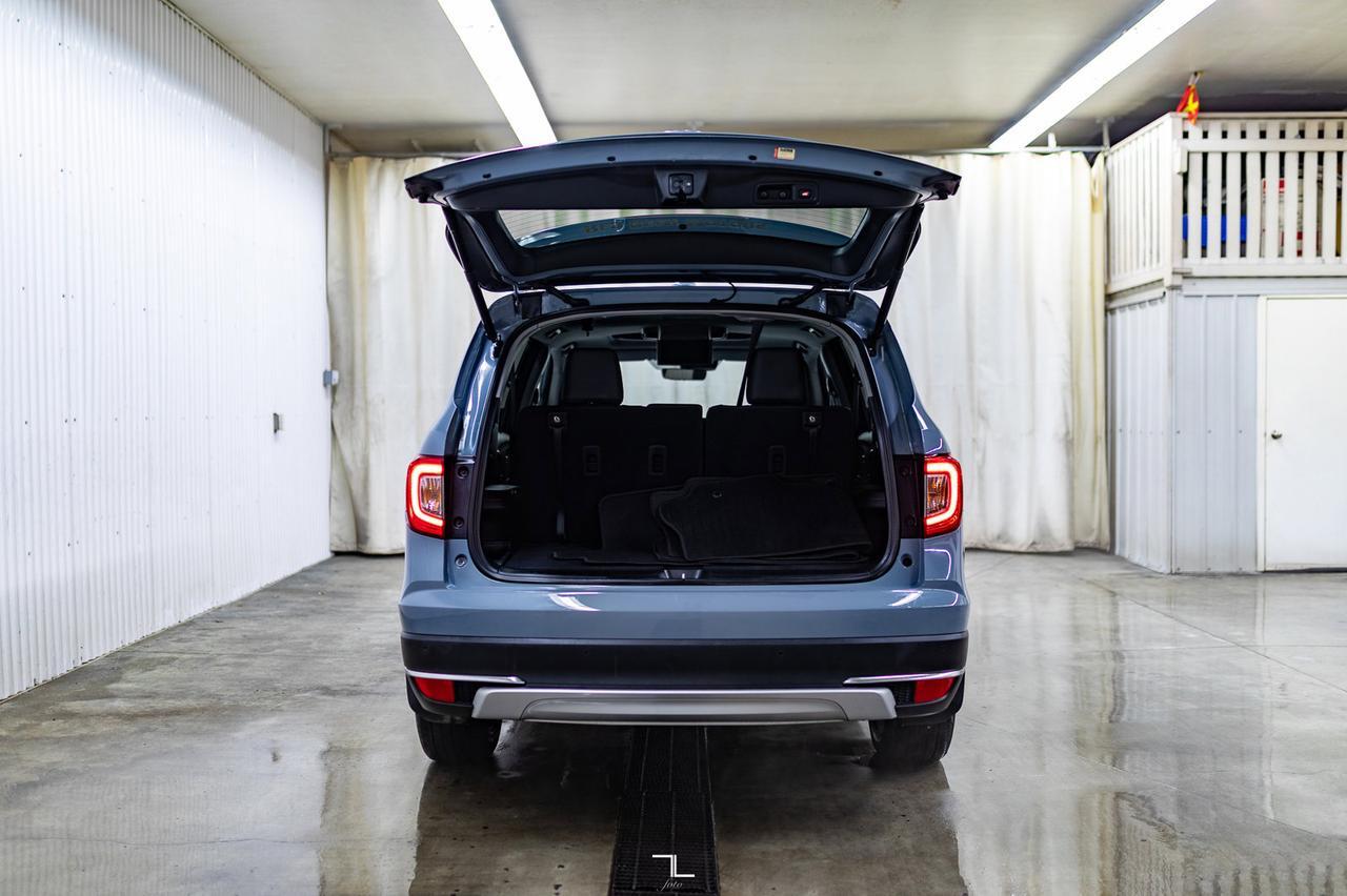 2022 Honda Pilot AWD Touring Leather Roof Nav 8 Pass Red Deer AB